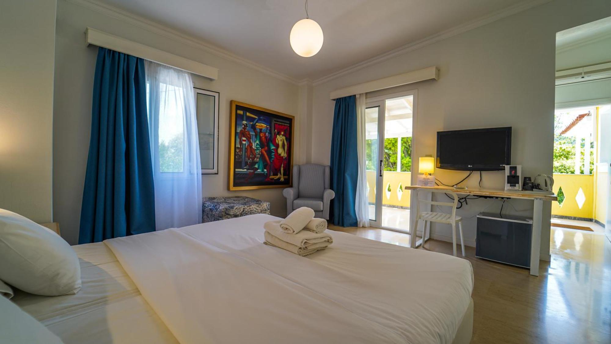 Cape North West Hotel Parga Luaran gambar