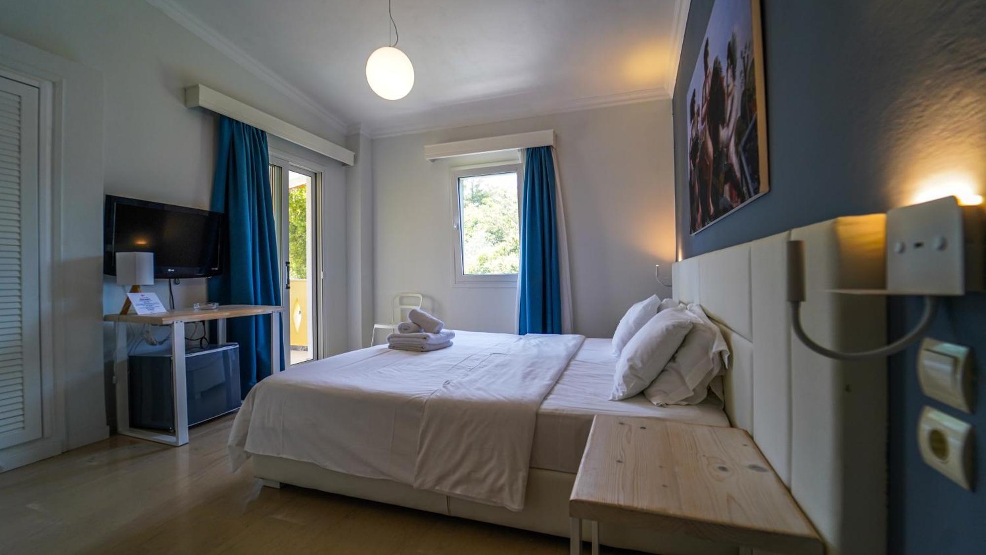 Cape North West Hotel Parga Luaran gambar