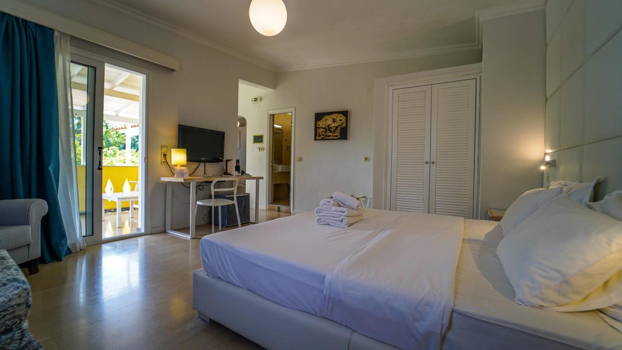 Cape North West Hotel Parga Luaran gambar